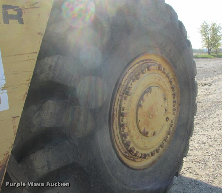 image for item K4237 1973 Caterpillar 637 conventional scraper