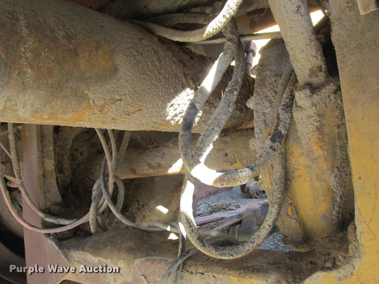 image for item K4237 1973 Caterpillar 637 conventional scraper