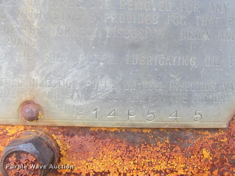 image for item K4241 1940 Caterpillar 12 rigid frame motor grader