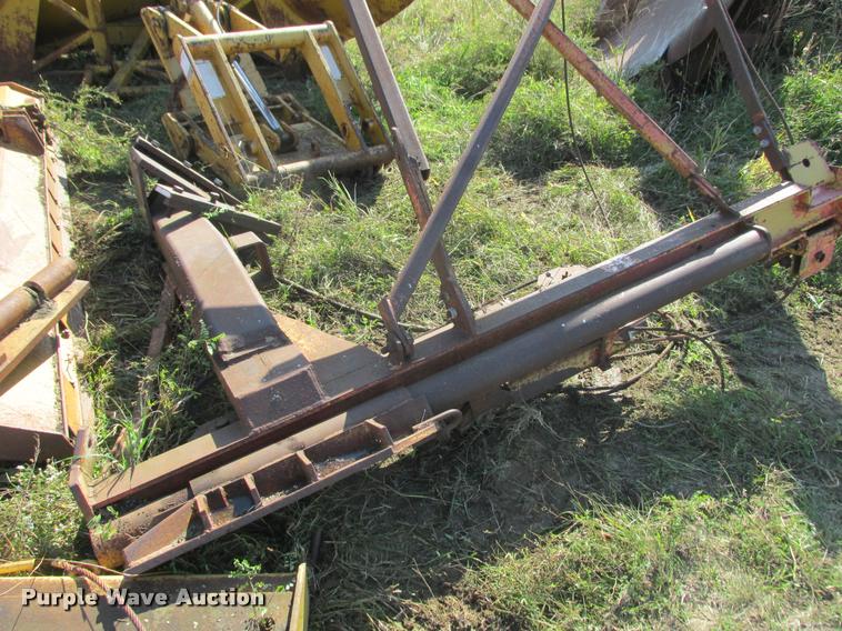 image for item K4242 Motor grader snow plow and lift group