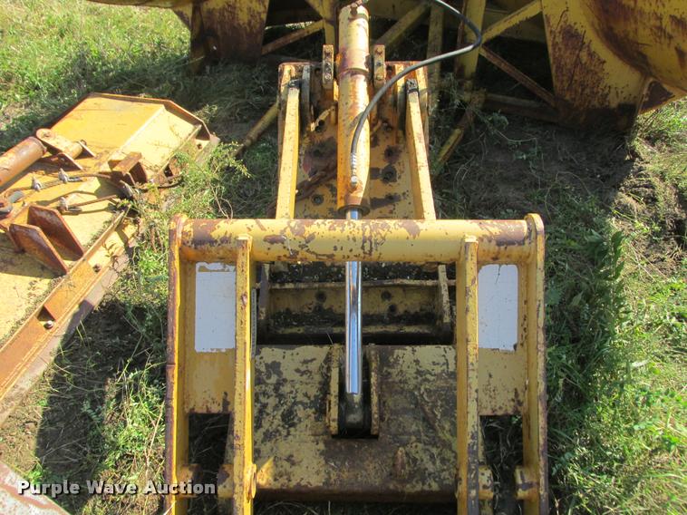 image for item K4242 Motor grader snow plow and lift group