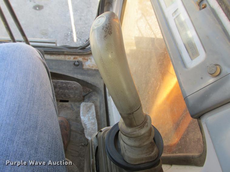 image for item K4243 1999 Case 9020B excavator