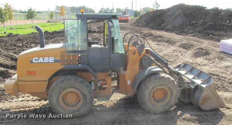 image for item K4244 2002 Case 621D XT wheel loader