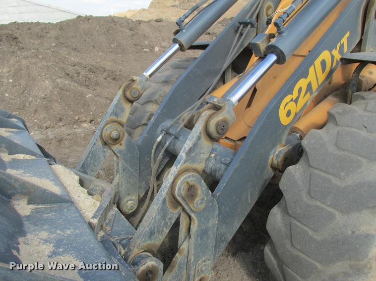 image for item K4244 2002 Case 621D XT wheel loader