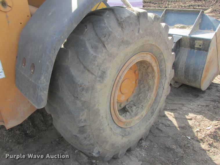 image for item K4244 2002 Case 621D XT wheel loader