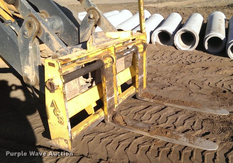 image for item K4244 2002 Case 621D XT wheel loader