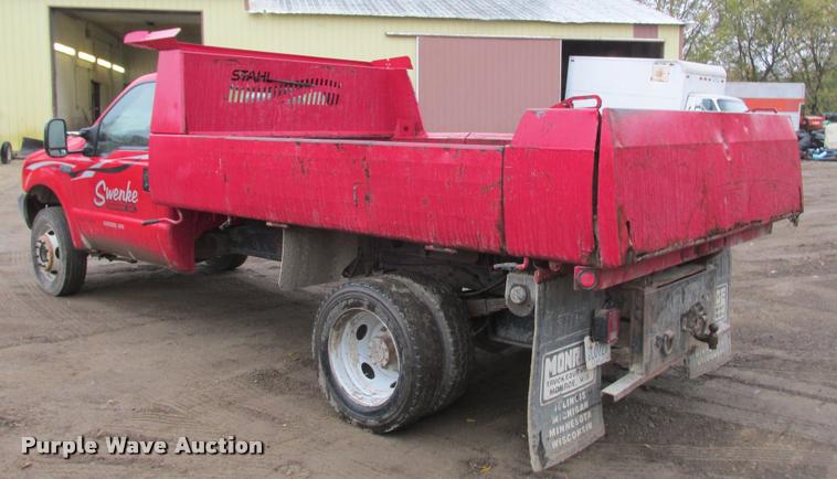 image for item K4245 2000 Ford F550 Super Duty dump truck