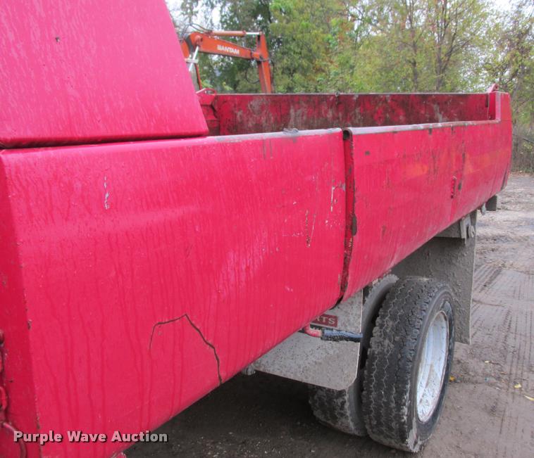 image for item K4245 2000 Ford F550 Super Duty dump truck