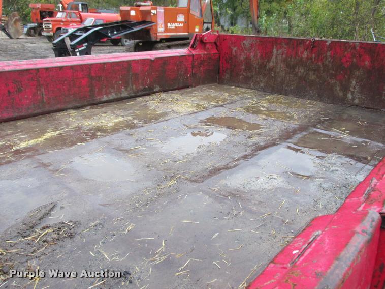 image for item K4245 2000 Ford F550 Super Duty dump truck