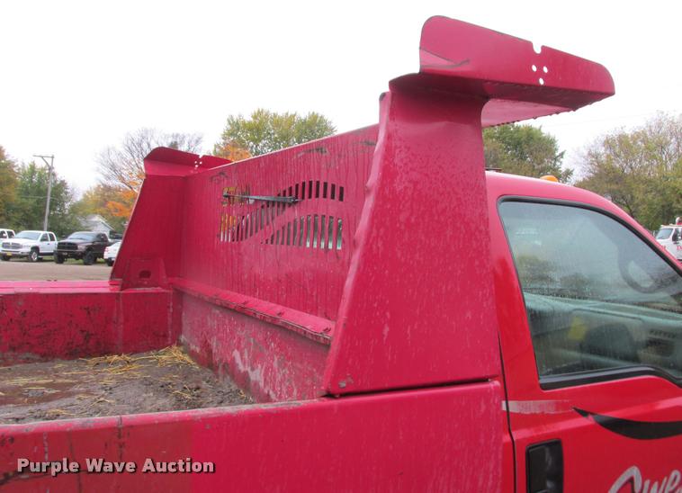 image for item K4245 2000 Ford F550 Super Duty dump truck