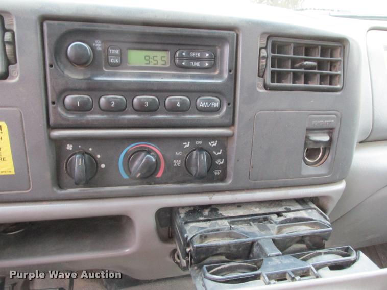 image for item K4245 2000 Ford F550 Super Duty dump truck