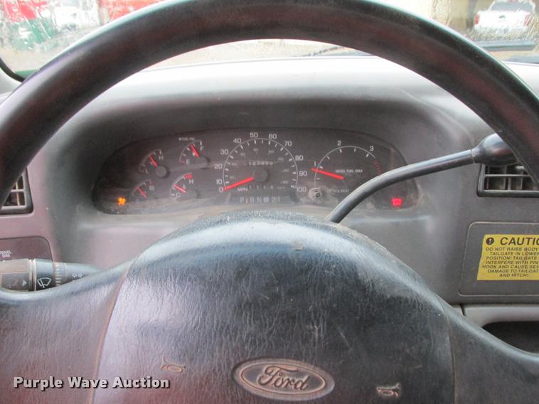 image for item K4245 2000 Ford F550 Super Duty dump truck