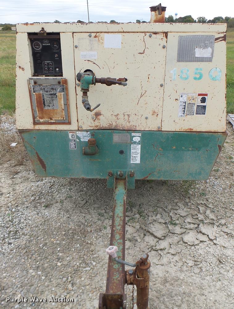 image for item K5652 Sullair 185Q air compressor