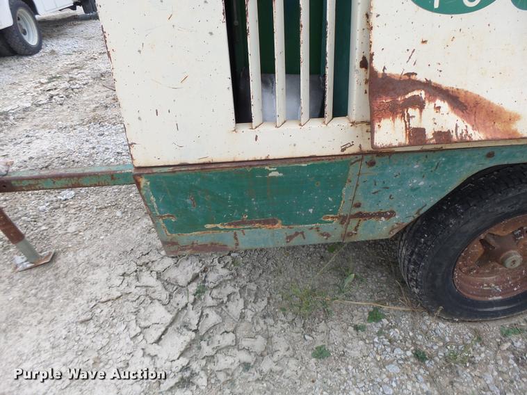 image for item K5652 Sullair 185Q air compressor