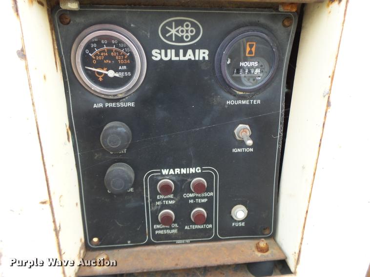 image for item K5652 Sullair 185Q air compressor