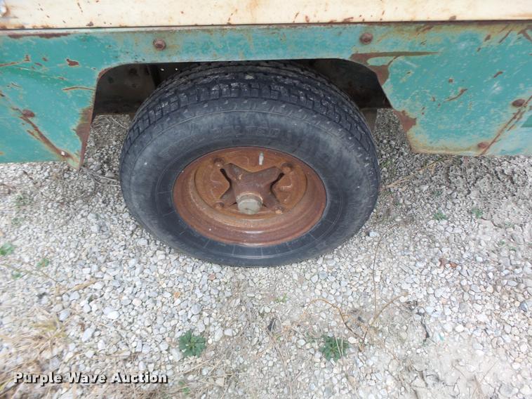 image for item K5652 Sullair 185Q air compressor