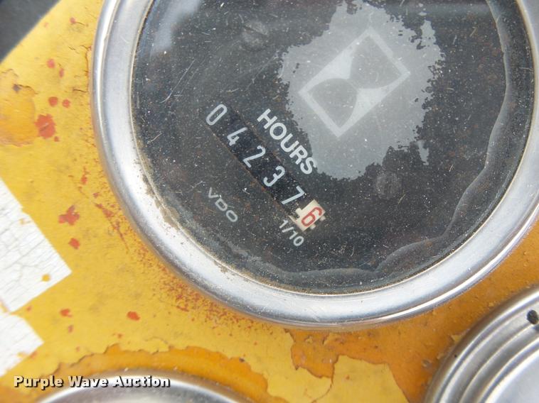 image for item K5653 Broce RJ300 broom