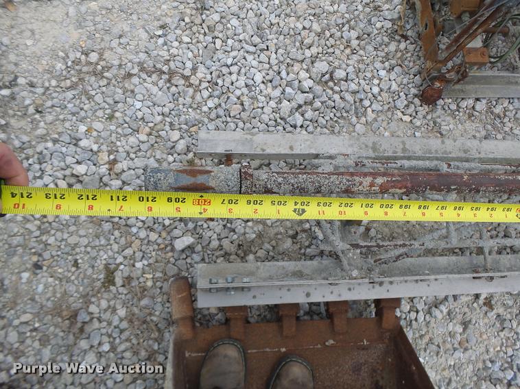 image for item K5655 Truss screed