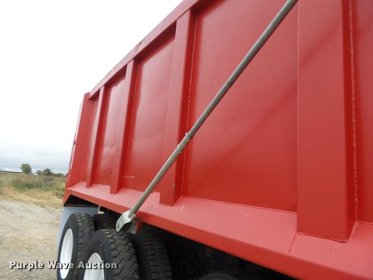 image for item K5660 2007 Mack CV713 dump truck