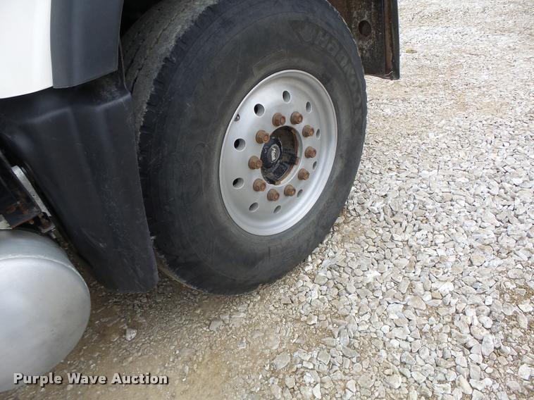 image for item K5660 2007 Mack CV713 dump truck