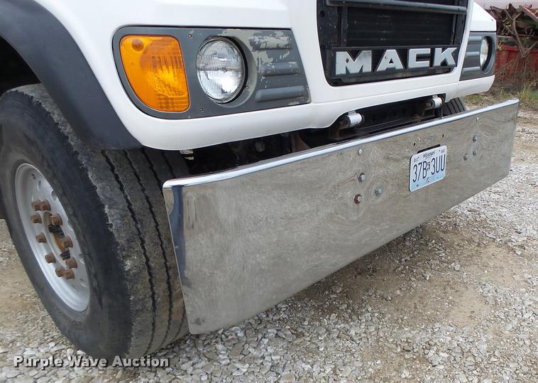 image for item K5660 2007 Mack CV713 dump truck
