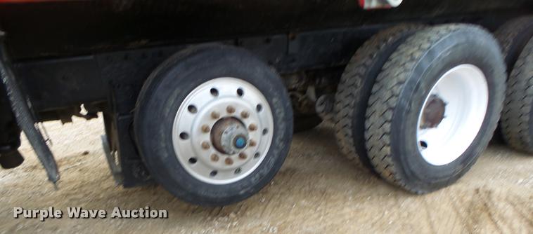 image for item K5660 2007 Mack CV713 dump truck