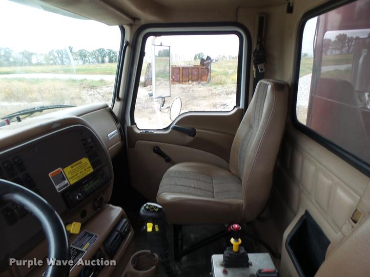 image for item K5660 2007 Mack CV713 dump truck