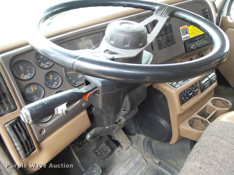 image for item K5660 2007 Mack CV713 dump truck