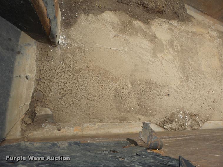 image for item K5660 2007 Mack CV713 dump truck