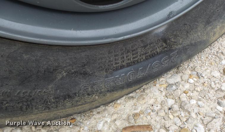 image for item K5663 2001 Chevrolet C6500 bucket truck