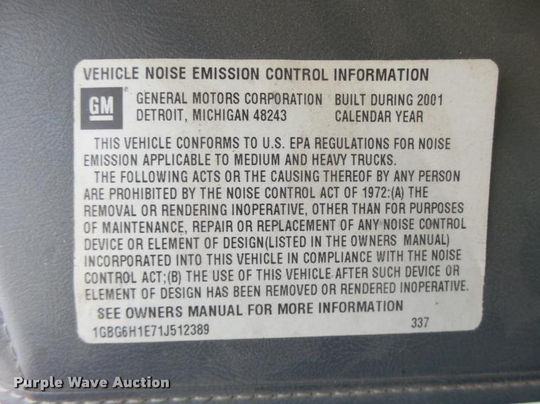 image for item K5663 2001 Chevrolet C6500 bucket truck