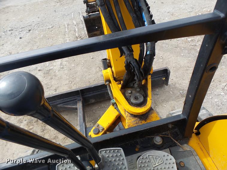 image for item K5668 2007 JCB 8030 mini excavator