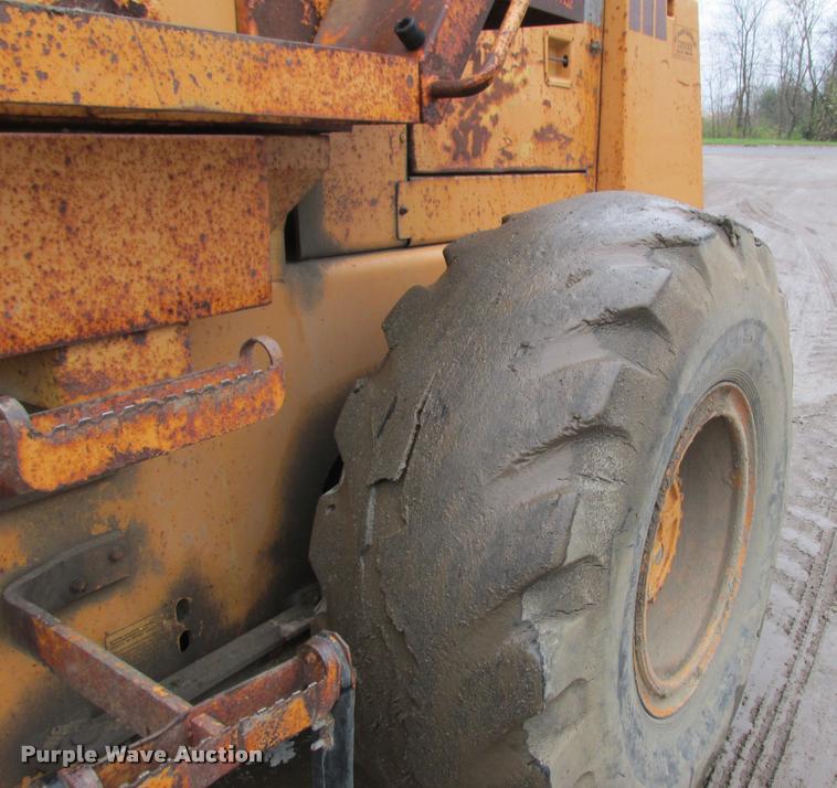 image for item K6232 1990 Case 721 wheel loader