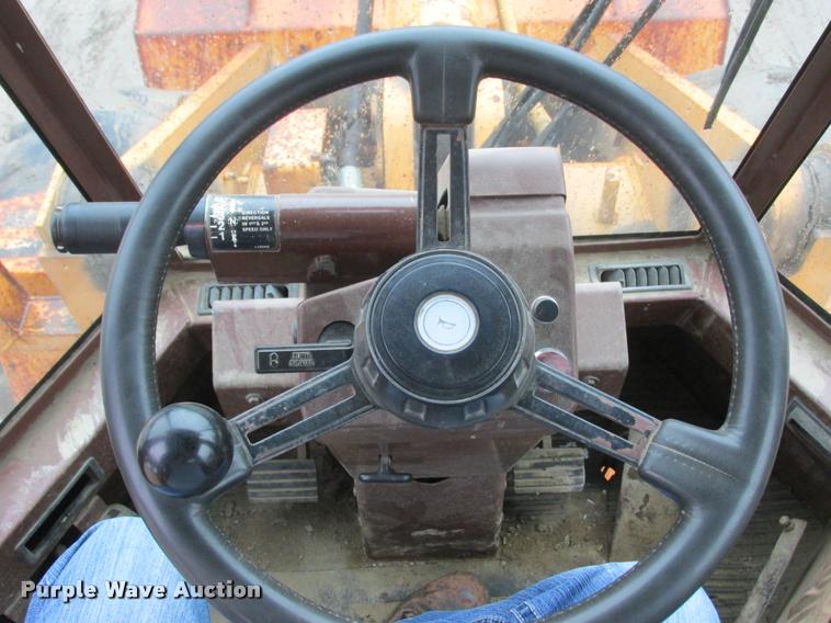 image for item K6232 1990 Case 721 wheel loader