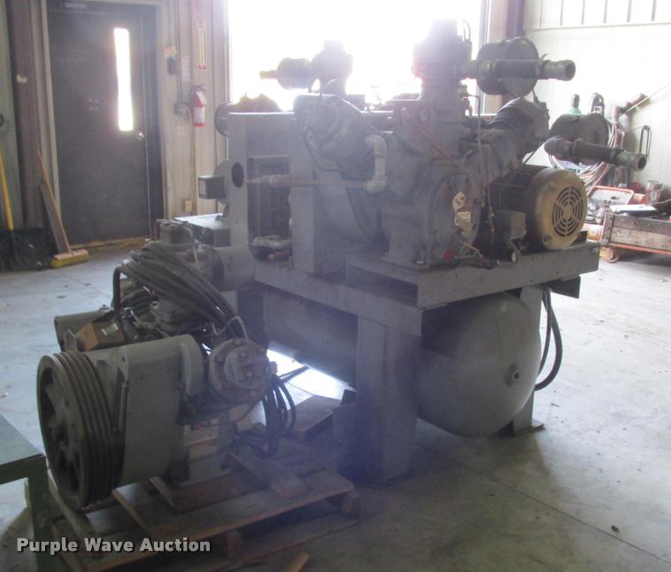 image for item K6235 Ingersoll Rand T30 air compressor