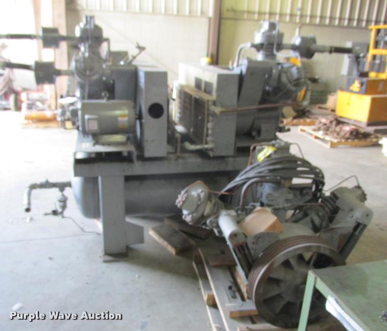 image for item K6235 Ingersoll Rand T30 air compressor