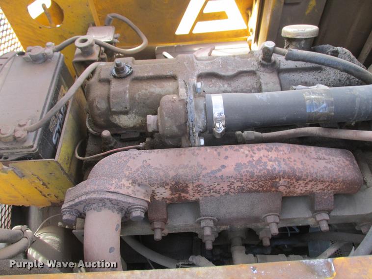 image for item K6236 Allis Chalmers ACC40 forklift