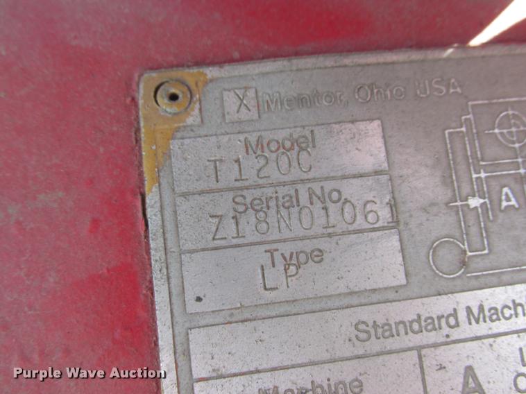 image for item K6237 Caterpillar T120C forklift