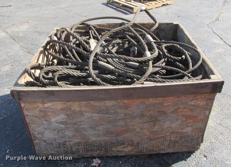 image for item K6241 Approximately 12 chokers