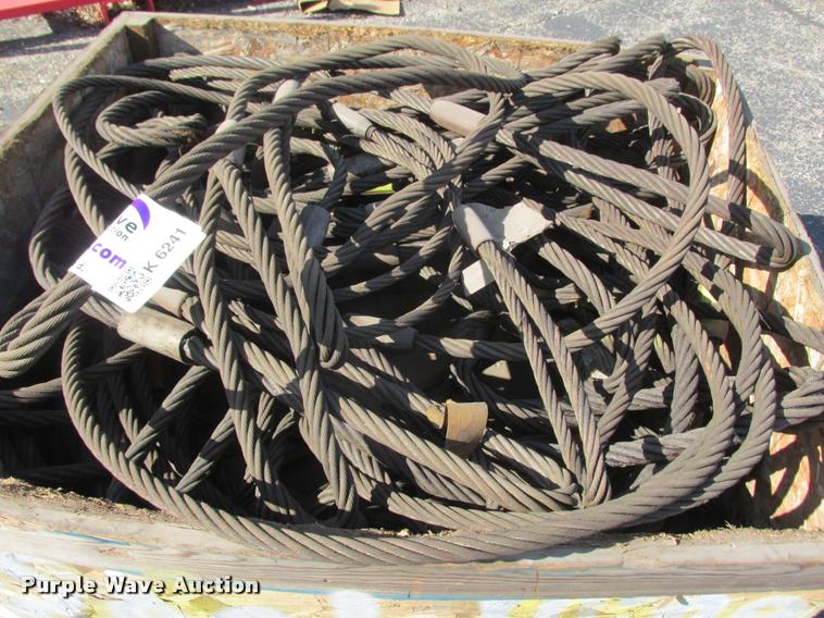 image for item K6241 Approximately 12 chokers