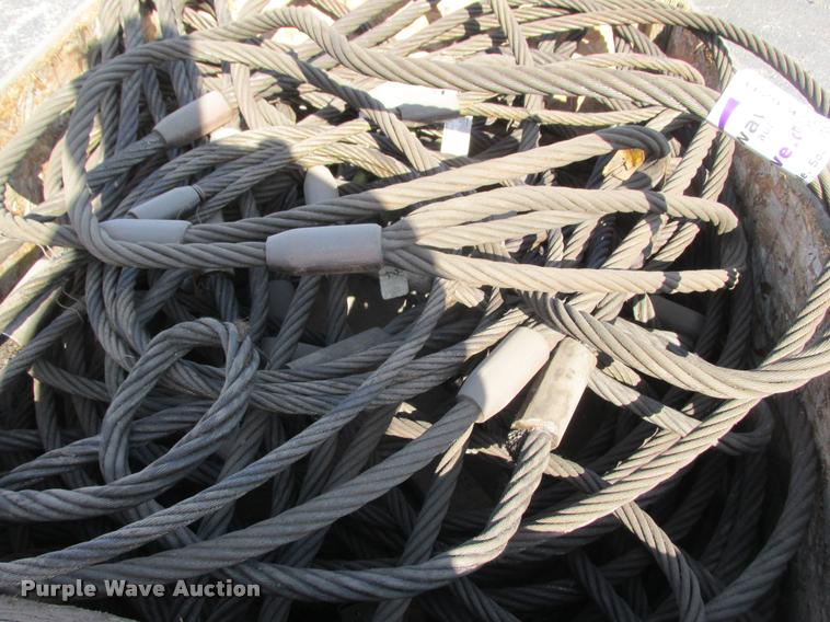 image for item K6241 Approximately 12 chokers