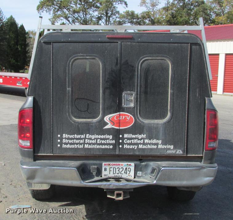 image for item K6243 2004 Dodge Ram 1500 Quad Cab pickup truck