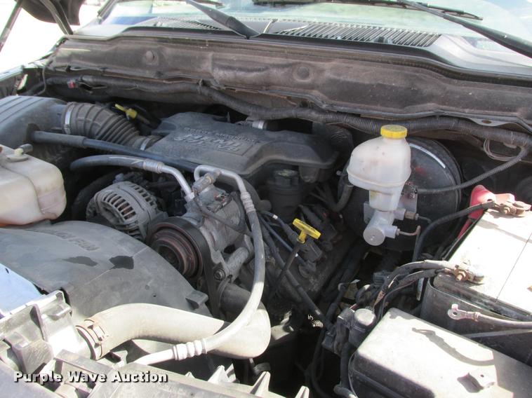 image for item K6243 2004 Dodge Ram 1500 Quad Cab pickup truck