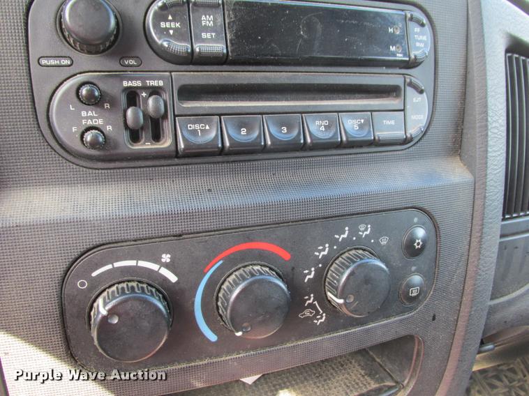 image for item K6243 2004 Dodge Ram 1500 Quad Cab pickup truck