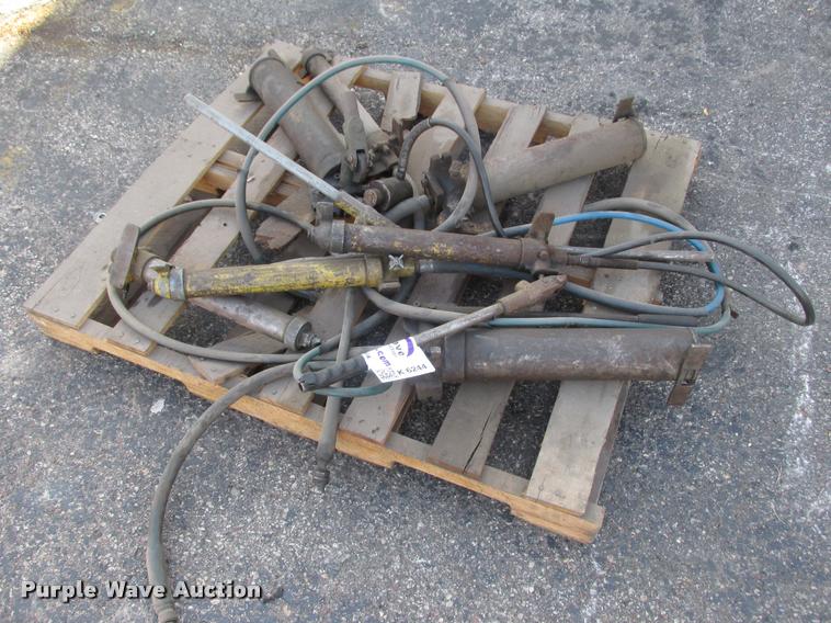 image for item K6244 (8) Port-a-Power pump jacks