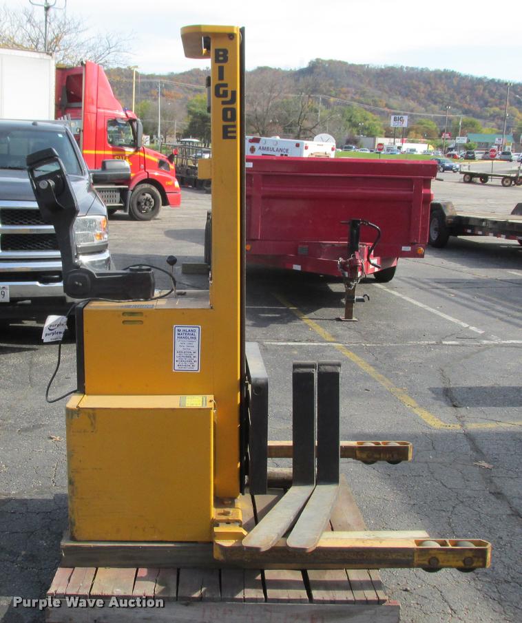 image for item K6247 Big Joe PDM-30-106 forklift