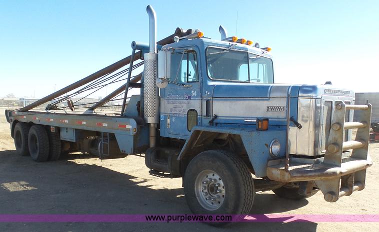 image for item K6974 1979 International 1840 winch truck