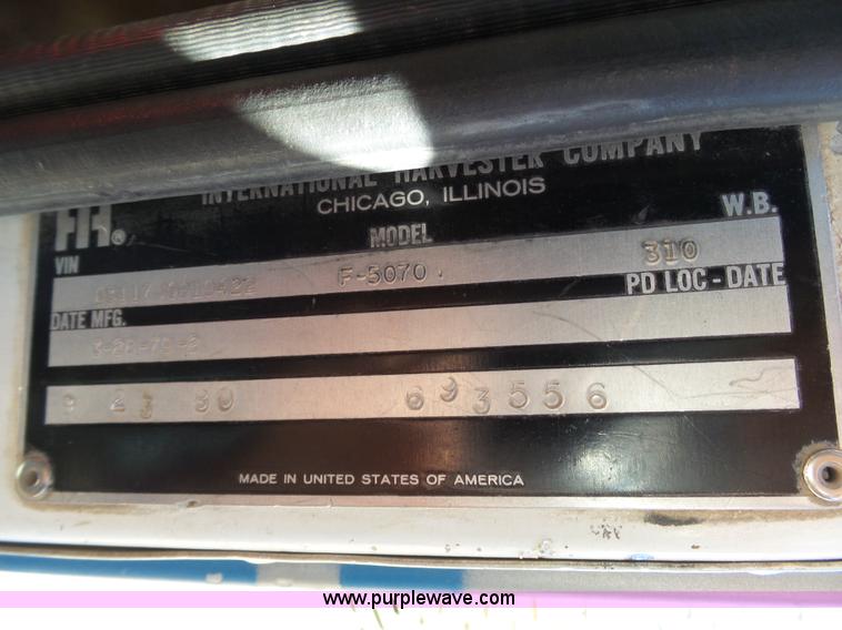 image for item K6974 1979 International 1840 winch truck