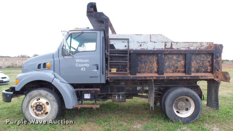 image for item L3280 2000 Sterling L7500 dump truck