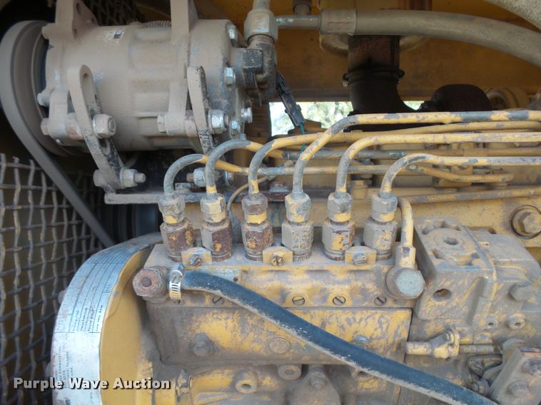 image for item L3305 1988 Champion 720A motor grader